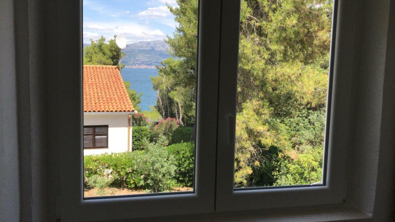 Beach House Black Olive Villa Slatine Eksteriør bilde